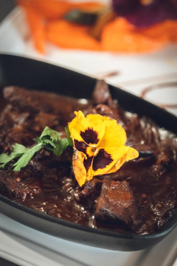 Logis Hotel Restaurant & Pizzeria Vuillot 屈索 外观 照片