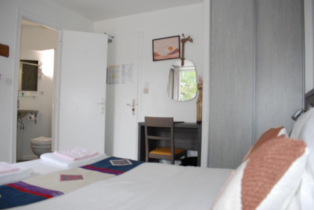 Logis Hotel Restaurant & Pizzeria Vuillot 屈索 外观 照片