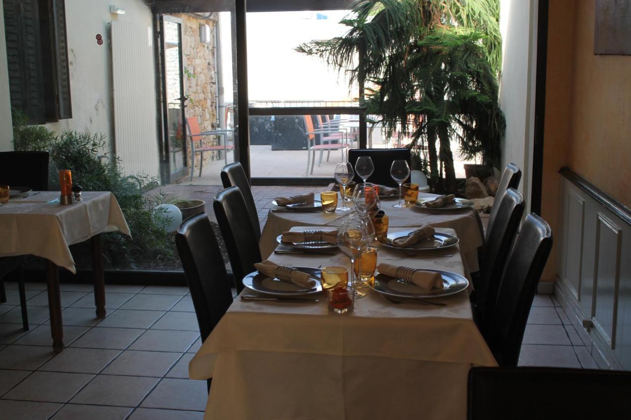Logis Hotel Restaurant & Pizzeria Vuillot 屈索 外观 照片